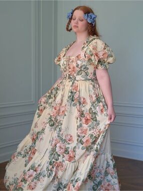 SELKIE The Butter Rose gown size small Cream Floral Maxi Dress with Puff Sleeves